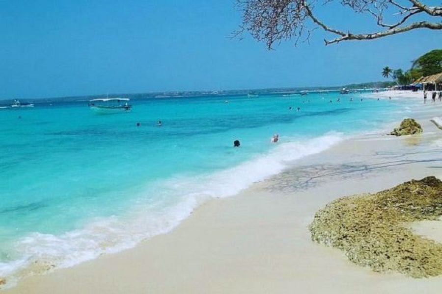 feature-playa-tranquila-baru